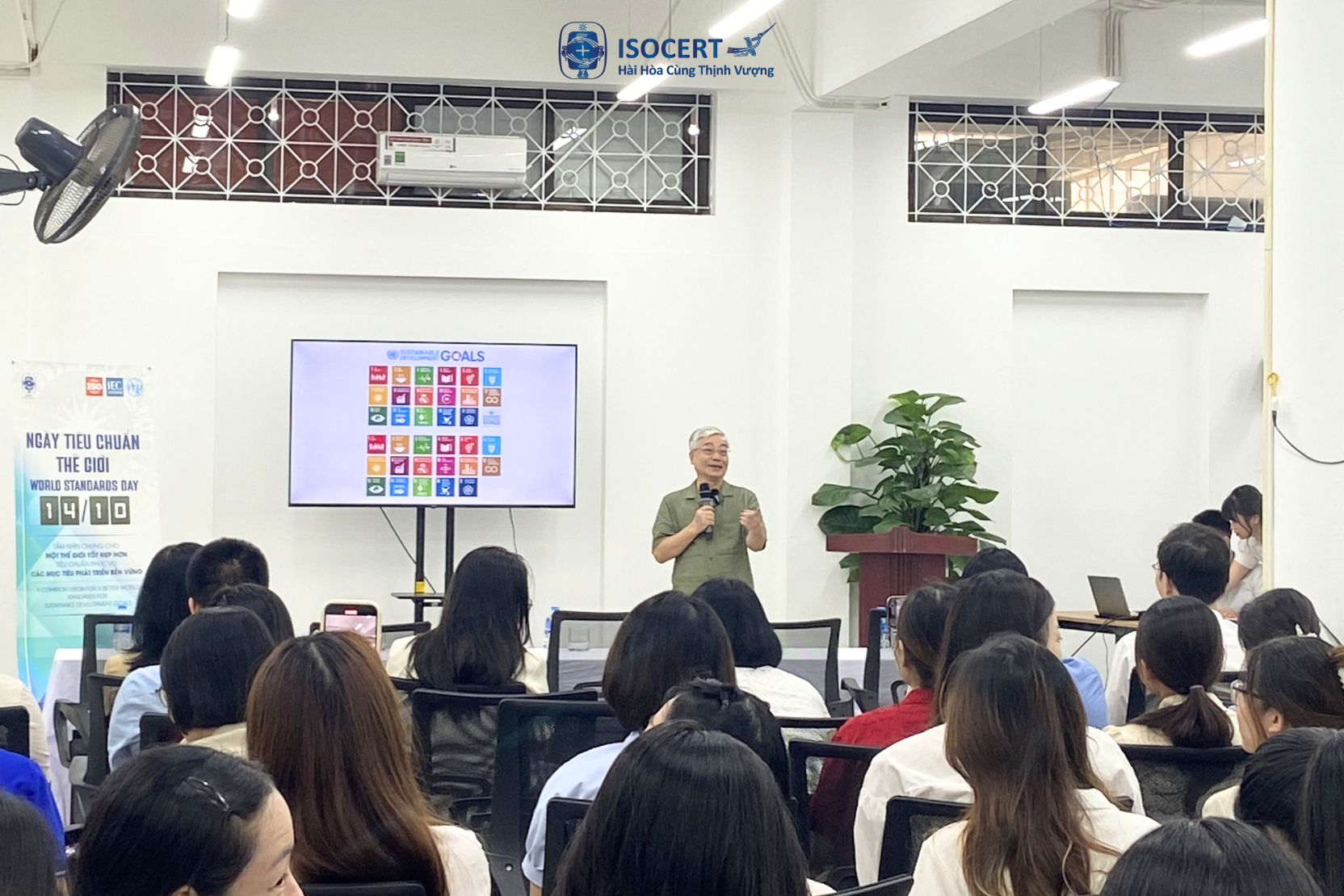 TS Vũ Văn Diện phát biểu trong chương trình