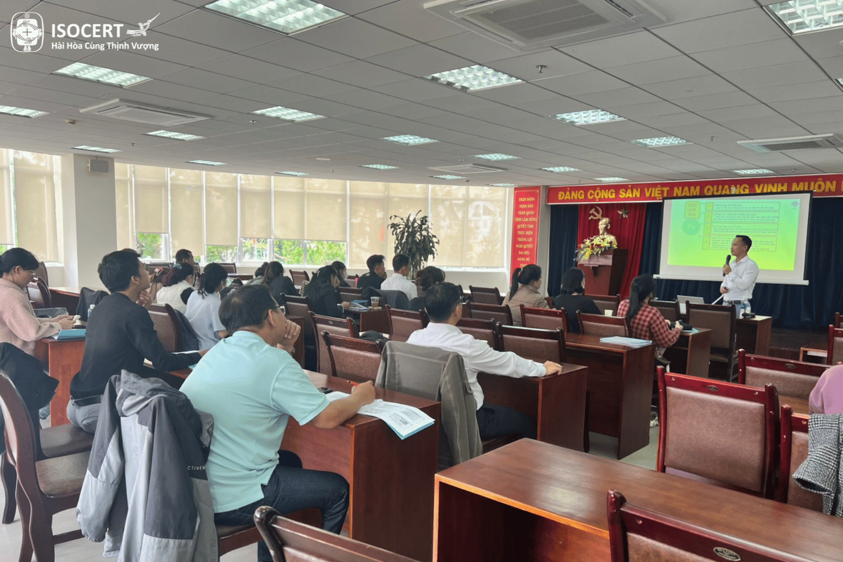 ISOCERT Đào Tạo Hệ Thống Quản Lý Và Công Cụ Cải Tiến Năng Suất Chất Lượng Tại Tỉnh Lâm Đồng