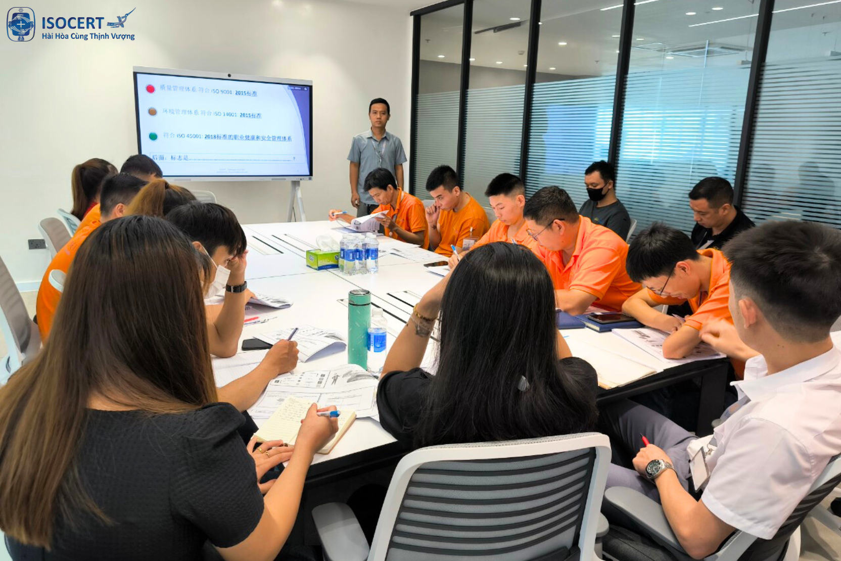 ISOCERT Đào Tạo ISO 9001,  ISO 14001 và ISO 45001 Tại Công ty Yibei Home Design