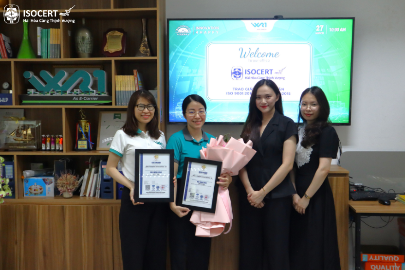 ISOCERT trao chứng nhận ISO 9001 & ISO 14001 cho WR1