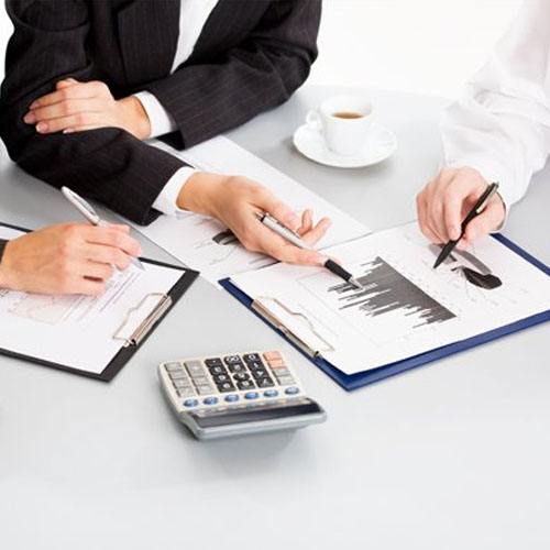 Các bậc phụ huynh đang đi làm mong muốn gì từ người quản lý của họ?