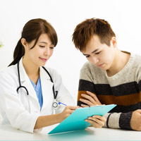 Cách các tổ chức có thể hỗ trợ nhân viên có tình trạng sức khỏe mãn tính